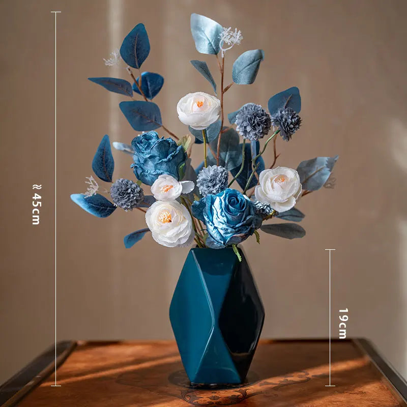 bouquet fleurs artificielles vase bleu foncé blanc crème modernes décoration intérieure mariage anniversaire