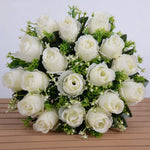 bouquet roses artificielles rouge orange bleu clair rose blanches intérieur décoration romantique classique anniversaire