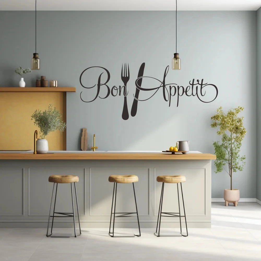 Autocollant mural noir appliqué sur une porte de réfrigérateur moderne