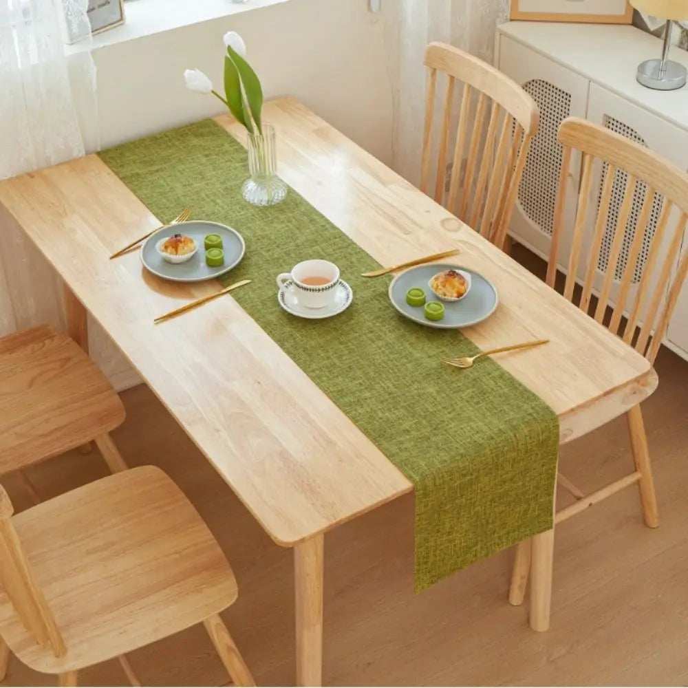 nappe lin texturée gris rouge bleu vert orange moderne décoration intérieure table assiettes thé