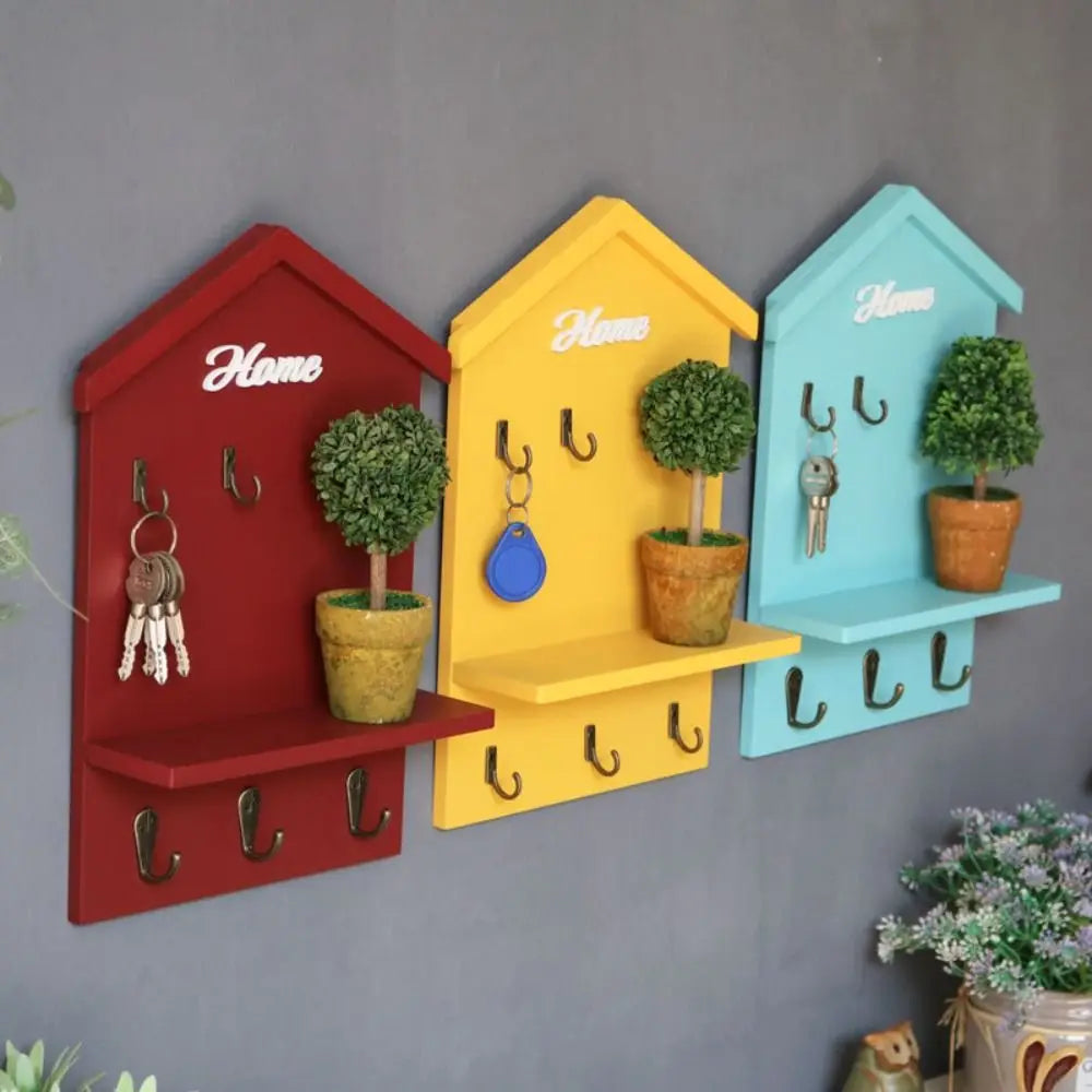 rangement mural maison crochets étagère rouge jaune bleu rustique moderne décoration lettres blancs