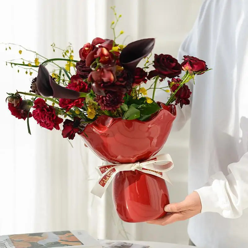 vase floral vintage élégant petite décoration maison moderne rose rouge noir blanc