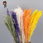 décoration intérieure plumes artificielles violet vert blanc orange jaune rose pâle naturel boho anniversaire