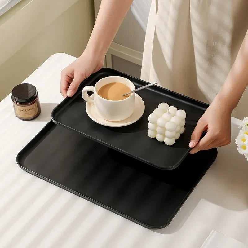 plateau service rectangulaire noir texturé bord arrondi moderne respectueux environnement utilisation diverses tailles