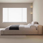 lit moderne bois tissu lin beige oreillers blancs draps gris blancs 188cm 218cm 246cm