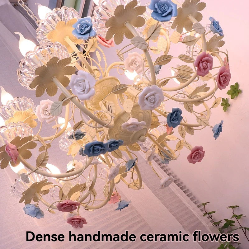 lustre cristal fleurs céramique blanc rose bleu vert classique romantique echangement tactile