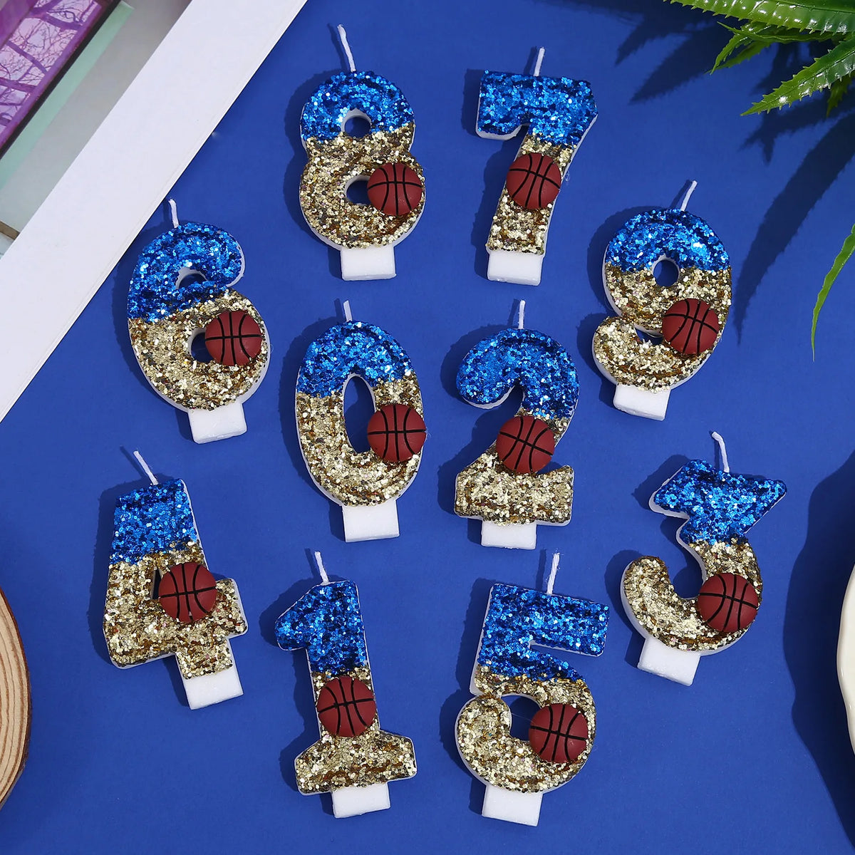 bougies anniversaire forme chiffres bleu paillette doré rouge basket blanc paillettes motifs sportifs clips