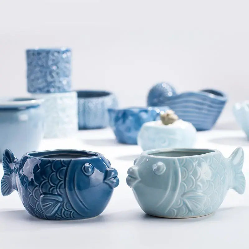 petit cache pot ceramique bleu motif poisson marin decoratif plante succulente maison
