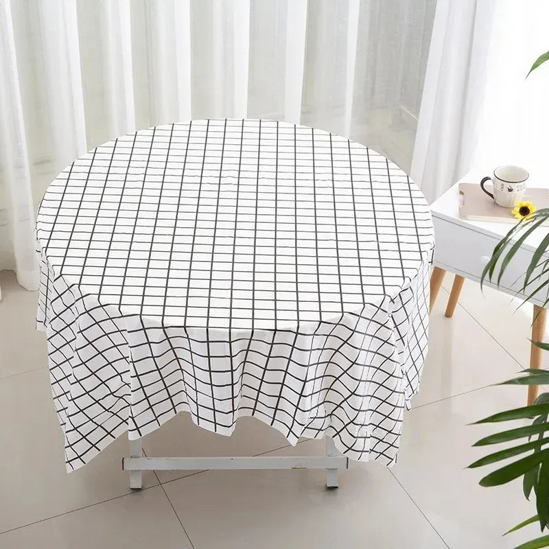 nappe jetable carreaux noirs blancs fête anniversaire pique nique extérieur mariage transparente moderne minimaliste