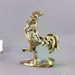statue coq doré bronze texturé détails sculptés traditionnel artistique dimensions 4cm 6.5cm