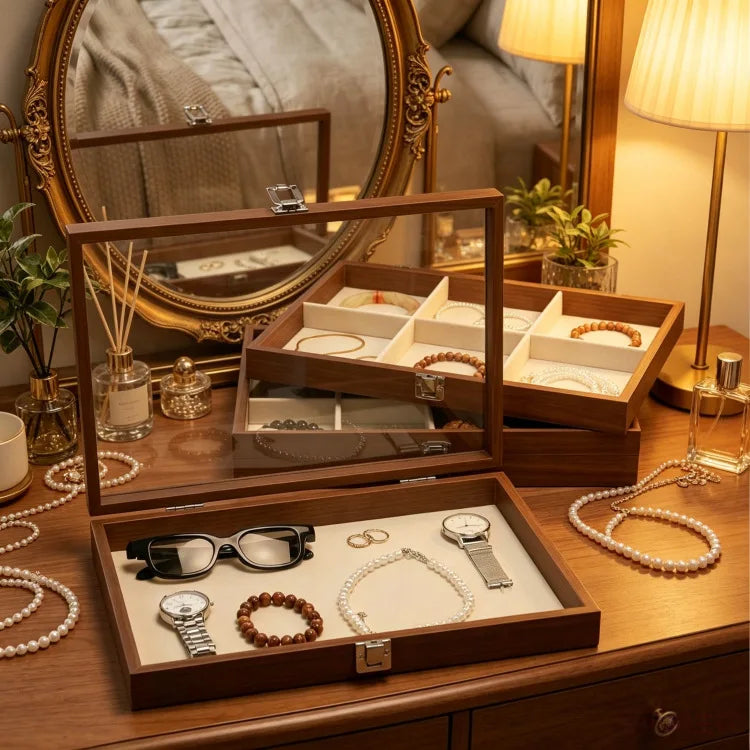 boîte rangement bijoux 33cm 22cm 24 compartiments bois marron clair velours blanc cadenas classique