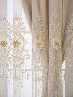 rideau classique brodé floral fin dentelle semi transparent beige clair fenêtre française polyester tat