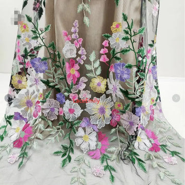 tissu dentelle brodée fleurs feuilles verte transparent rose vert beige violet