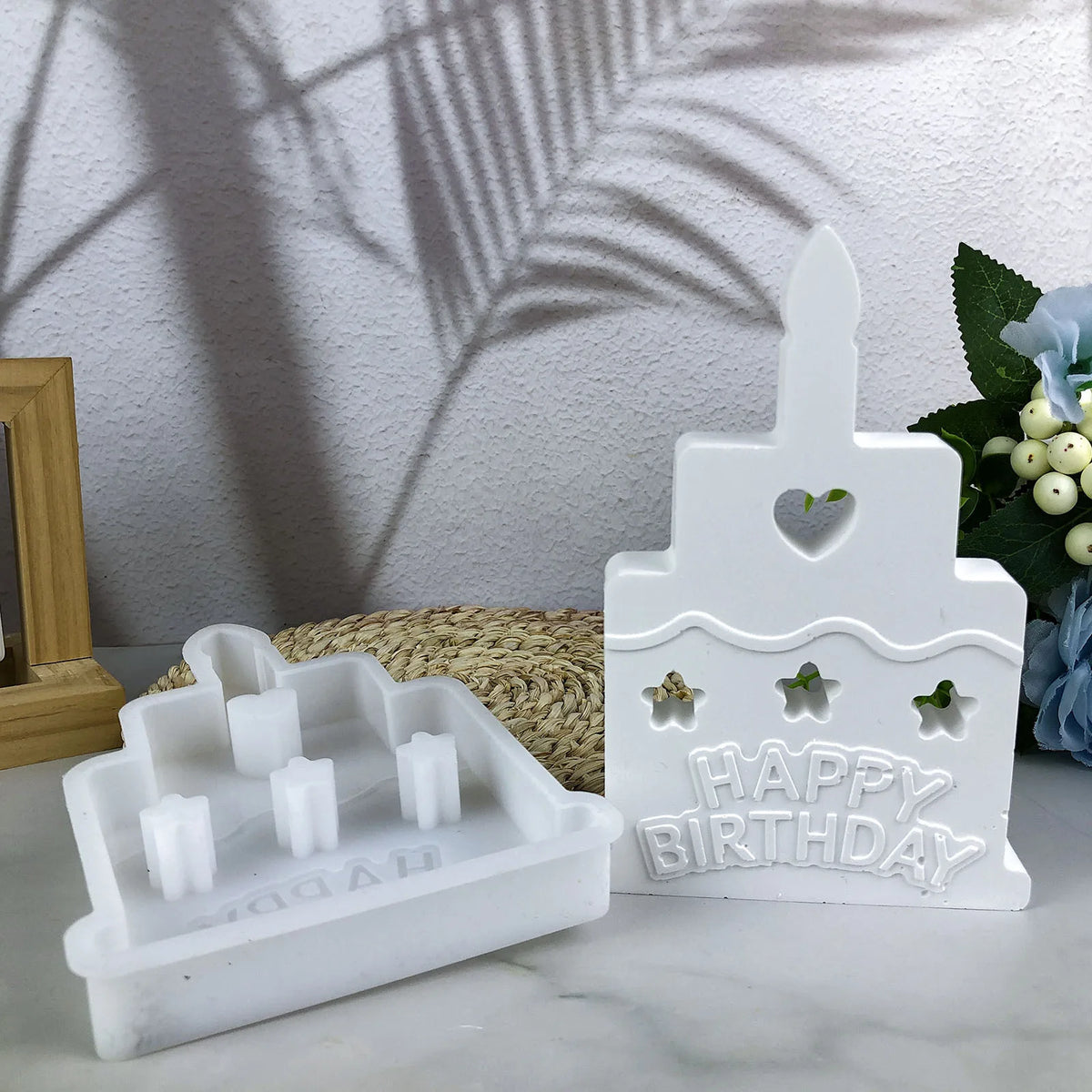 moule silicone gâteau anniversaire étoiles cœur happy birthday blanc moderneOpaque