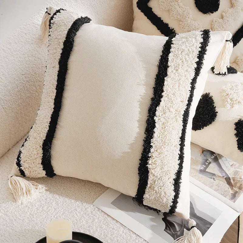 coussins géométriques blanc noir franges moderne décoration intérieure canapé salon amovible lavable polyester coton