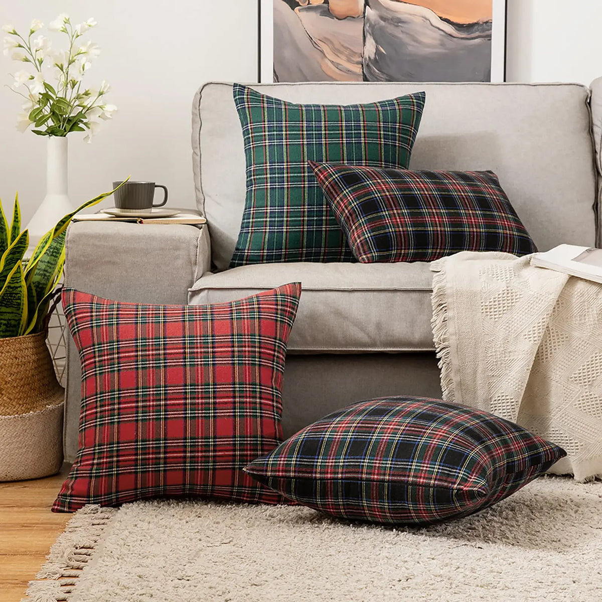 ensemble deux housses coussin carrées motif tartan vert rouge décoration maison traditionnel