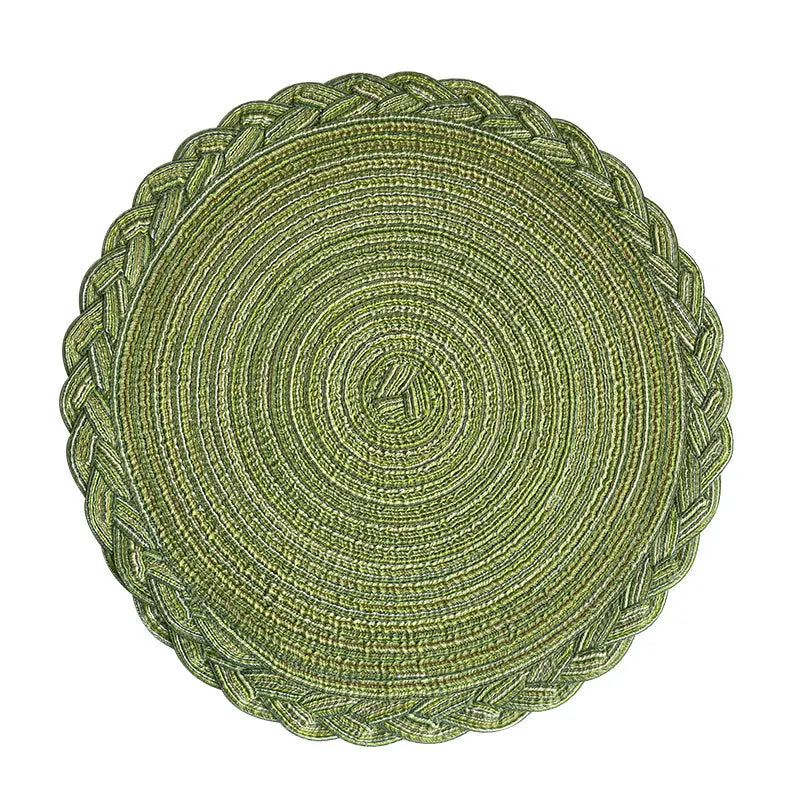 serviettes table rondes modernes vert clair tissées fils transparents respectueux environnement decoration table assises