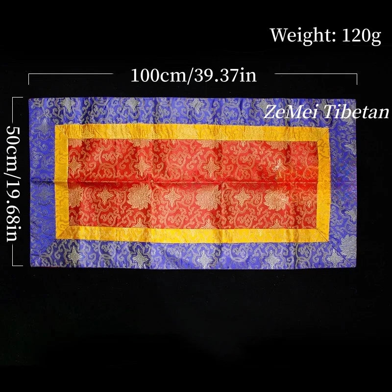 serviette table brodée motifs floraux rouge bleu jaune traditionnel élégant dorure textile décoration table