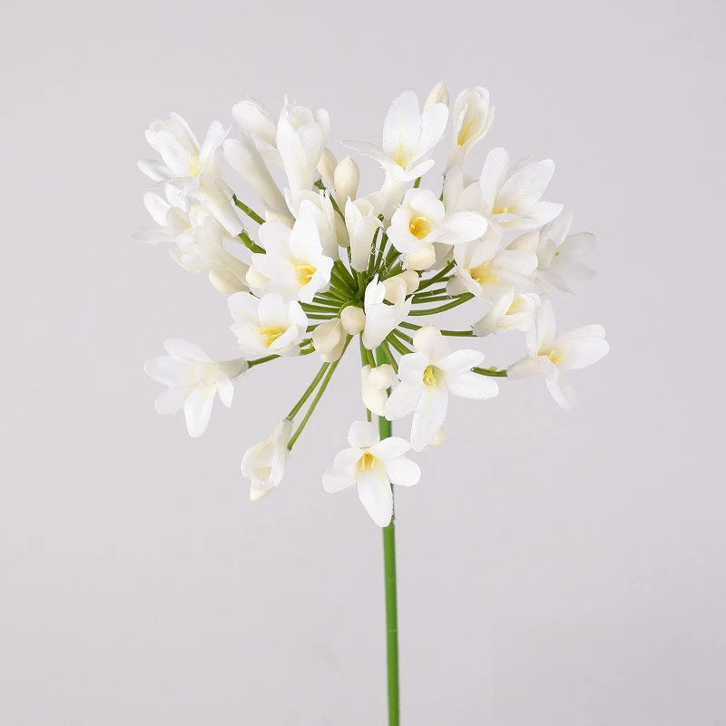 bouquet fleurs artificielles violettes blanches roses modernes decoration intérieure mariage anniversaire minimaliste