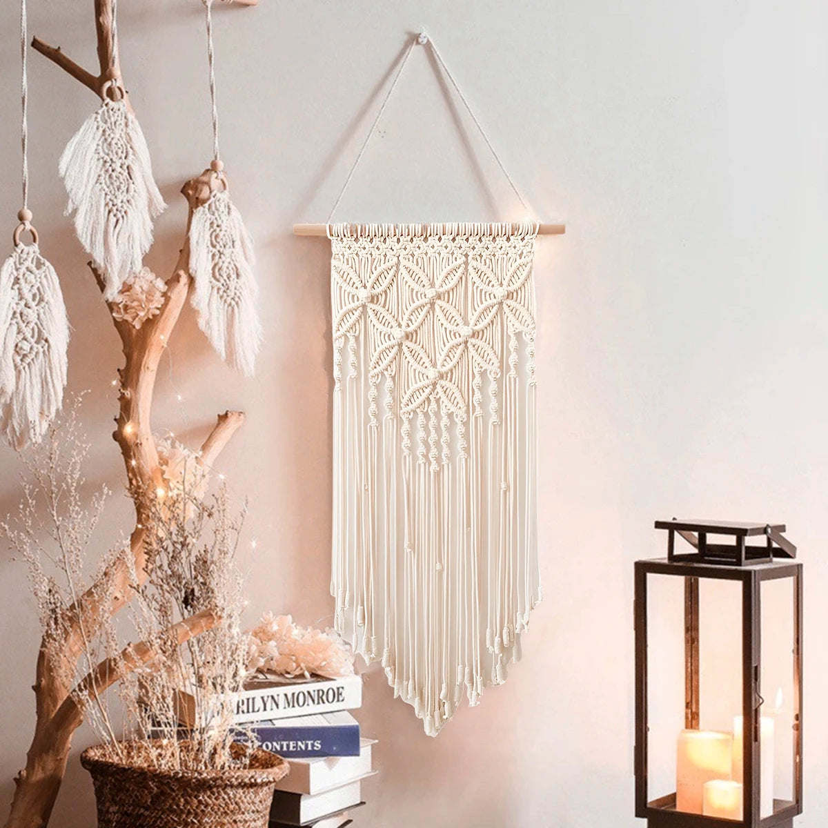 tapisserie murale macramé boho beige clair motif géométrique texture tissée crochet boisSuspensionruban