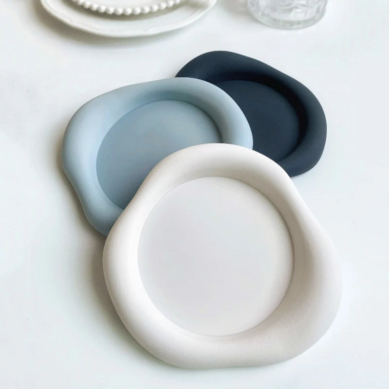 soucoupes modernes minimalistes gris blanc bleu clair unies antidérapantes thermiques respectueuses environnement