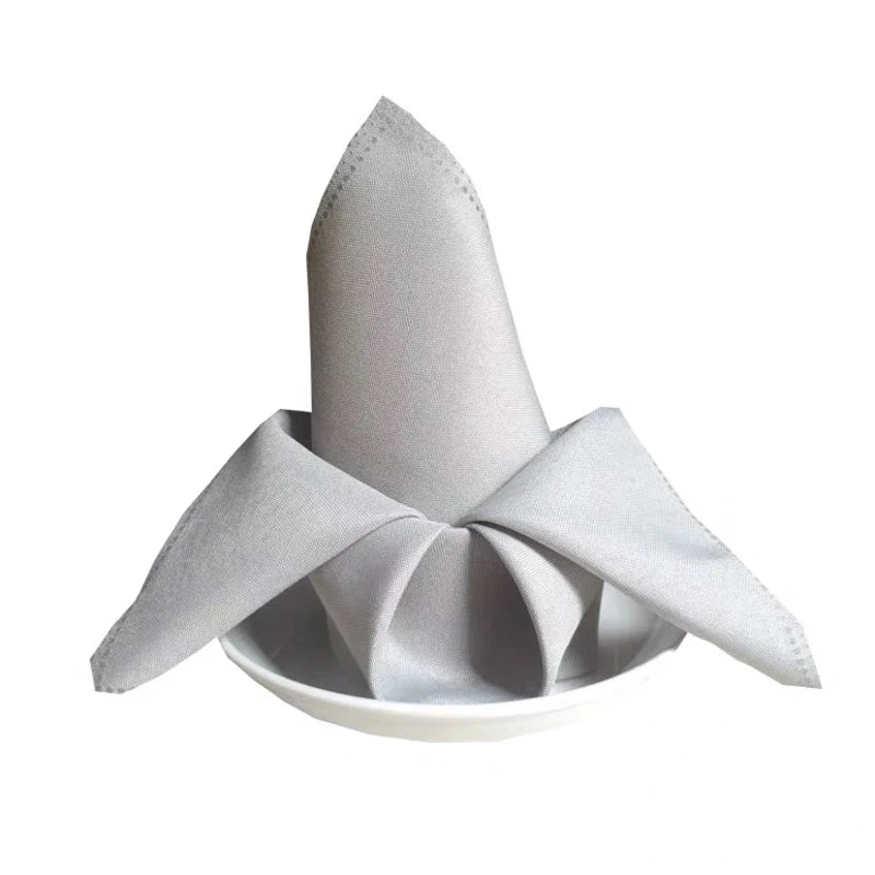 serviettes table rouge bordeaux satinées classiques 48x48cm décoration mariage noël restaurant