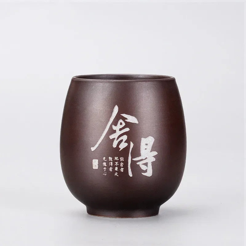 pot thé marron imprimé floral couvercle texte blanc classique traditionnel cordon boule bois épices