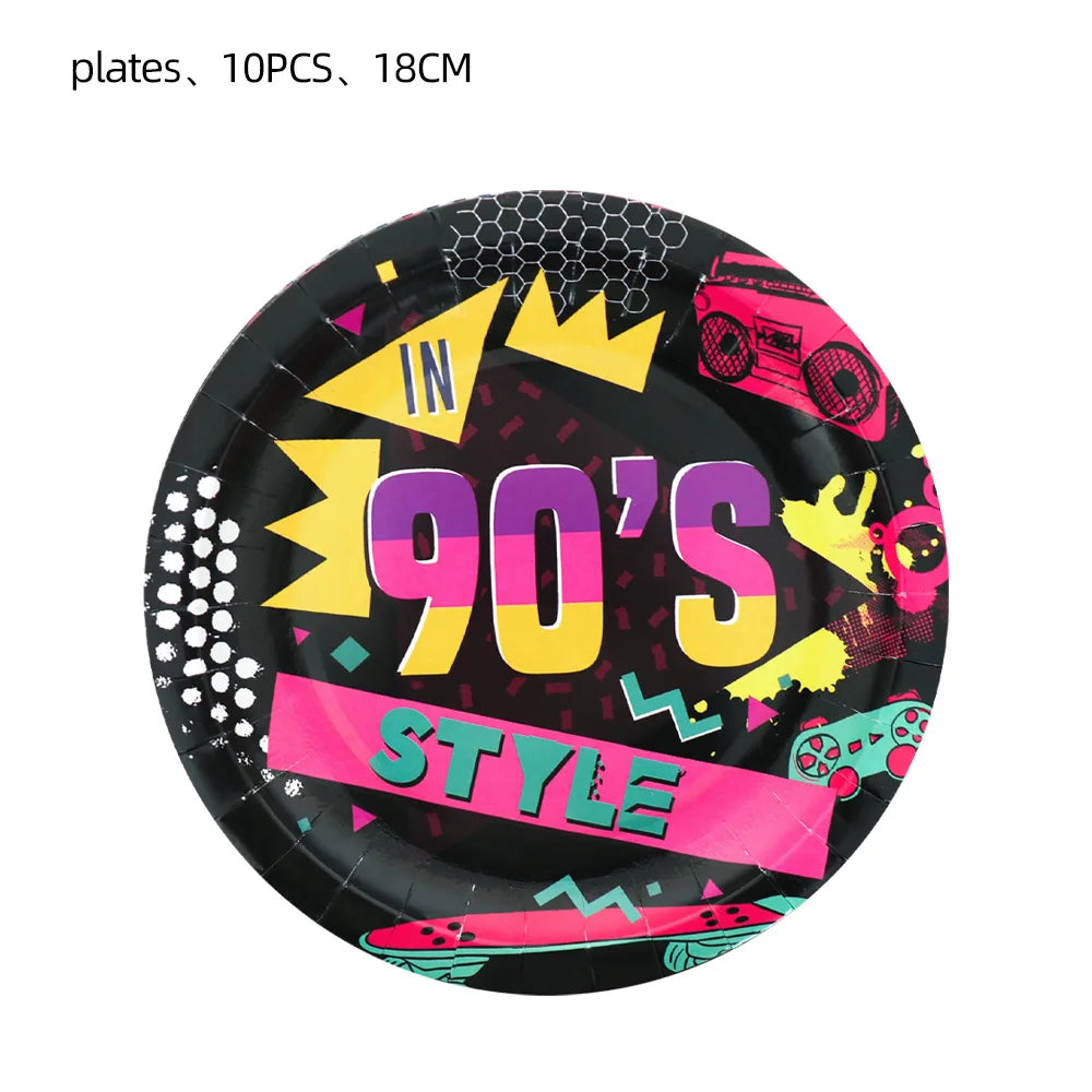 nappe jetable 90s anniversaire graphique cassette audio noir rose jaune bleu festive retrogaming tableDecoration