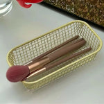 paniers rangement maille fine bleu rose jaune clips étiquettes adhésives moderne minimaliste