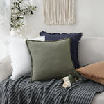 coussin coton vert olive rustique texture lin décoration intérieure lit salon canapé moderne