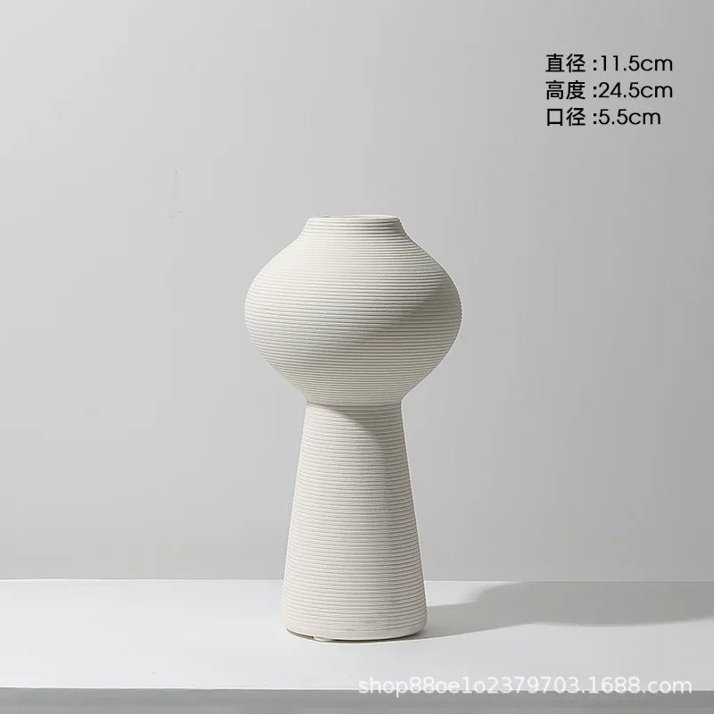 vases céramique blancs rayures horizontales modernes fleurs artificielles