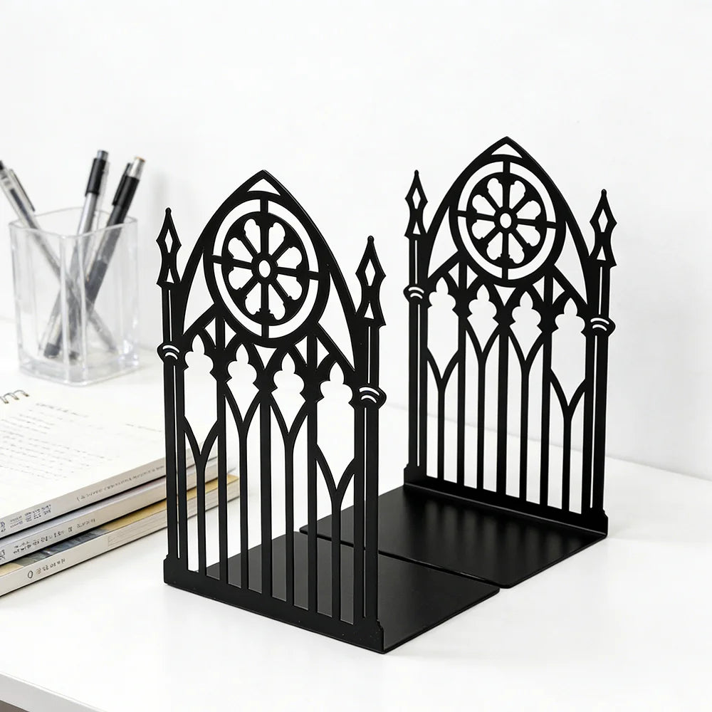 étuis livres gothiques métal motifs géométriques antiderapant noir decoration maison