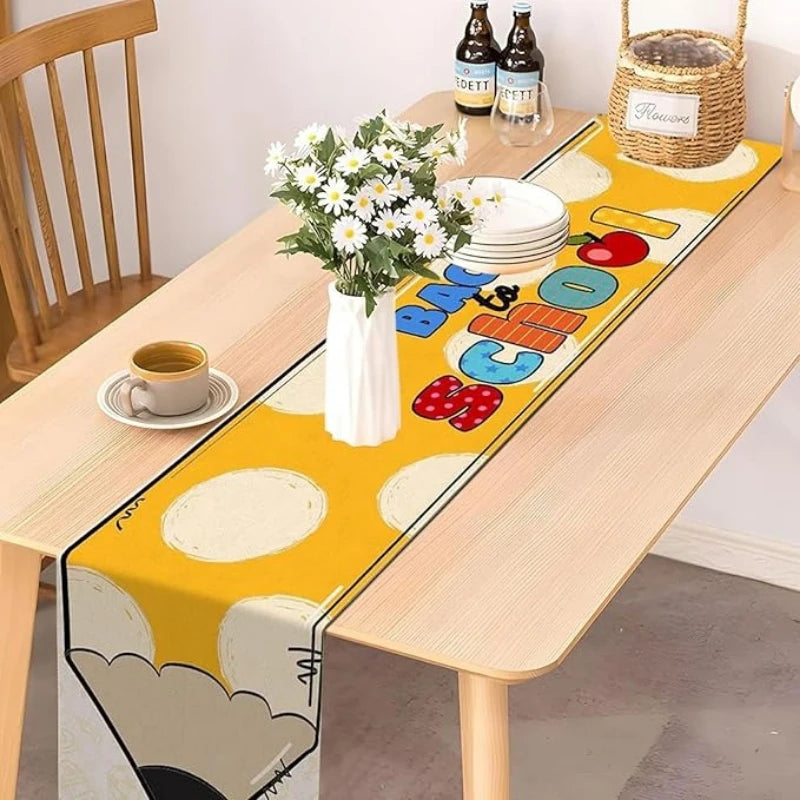 chaise table lin motif crayon back school jaune rouge noir deco enfantine event rentrée