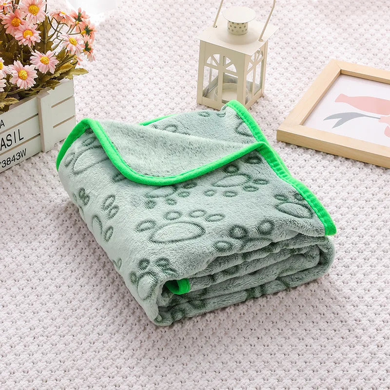 couverture animaux compagnie coton doux gris clair gris foncé imprimé pattes moderne confortable chiens