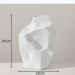 vase moderne minimaliste blanc opaque aspect grumeleux décoration table arrangement floral