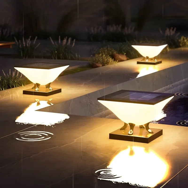 lumière solaire moderne pieds métalliques blanc gris contemporain minimaliste led