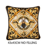 coussins décoratifs velours or motifs géométriques abeilles brodées luxueux salon chambre voiture