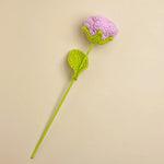 bouquet fleurs artificielles tricotées violettes blanches vertes artisanal crocheté intérieur décoration maison