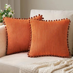 coussins décoratifs modernes rayés pompons housses velours côtelé polyester 45x45cm vert jaune beige opaques