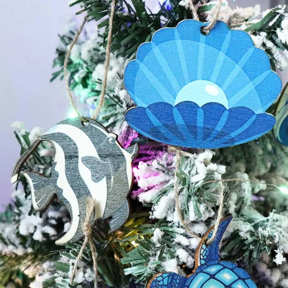 décorations noël thème marin bois coquillages hippocampes poissons crabes bleu beige marron artisanat festive