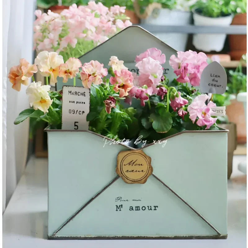 boîte fleurs enveloppe vintage blanc vert romantique mon cher m'amour