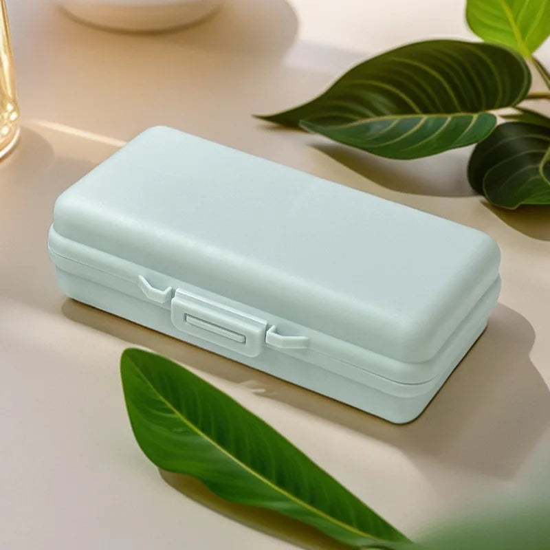 boîte rangement accessoires blanc noir rose clair vert bleu clip carte mémoire clé usb