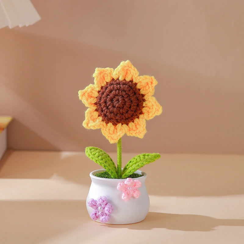 bouquet fleurs artificielles crochetées pots blancs couleurs vives décoration intérieure anniversaire baby shower événements