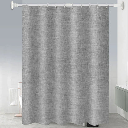 Rideaux élégants en tissu argenté de couleur grise présentés dans un décor d'intérieur moderne. Ces rideaux en argent brillant offrent une intimité tout en ajoutant une ambiance chic et sophistiquée à la pièce, faisant d'eux un choix parfait pour ceux qui cherchent à améliorer leur décor de maison ou de bureau.