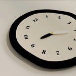 horloge murale moderne dessin animé minimaliste aiguille acrylique opaque salon