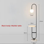 lampe sol moderne or marbre blanc plateau métal minimaliste