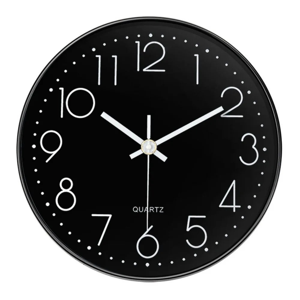horloge murale cadre doré aiguilles noires numéros blancs moderne chambre coucher