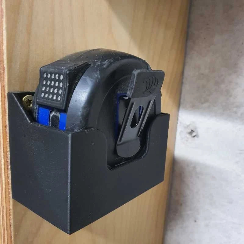 support mural porte mètre ruban 3d utilitaire industriel noir gris bois clair fixations vis