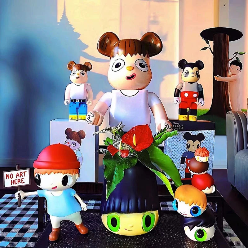 figurines animées grands yeux coiffures variées couleurs vives pack cadeau enfants modernes