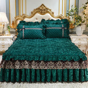 couvre lit matelassé velours épais motifs floraux relief vert foncé violet rouge taies oreiller